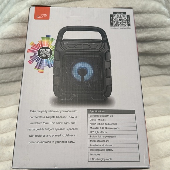 ILIVE Wireless Tailgate Speaker with Color Changing Lights and 7 Hr Charge. - Picture 3 of 6